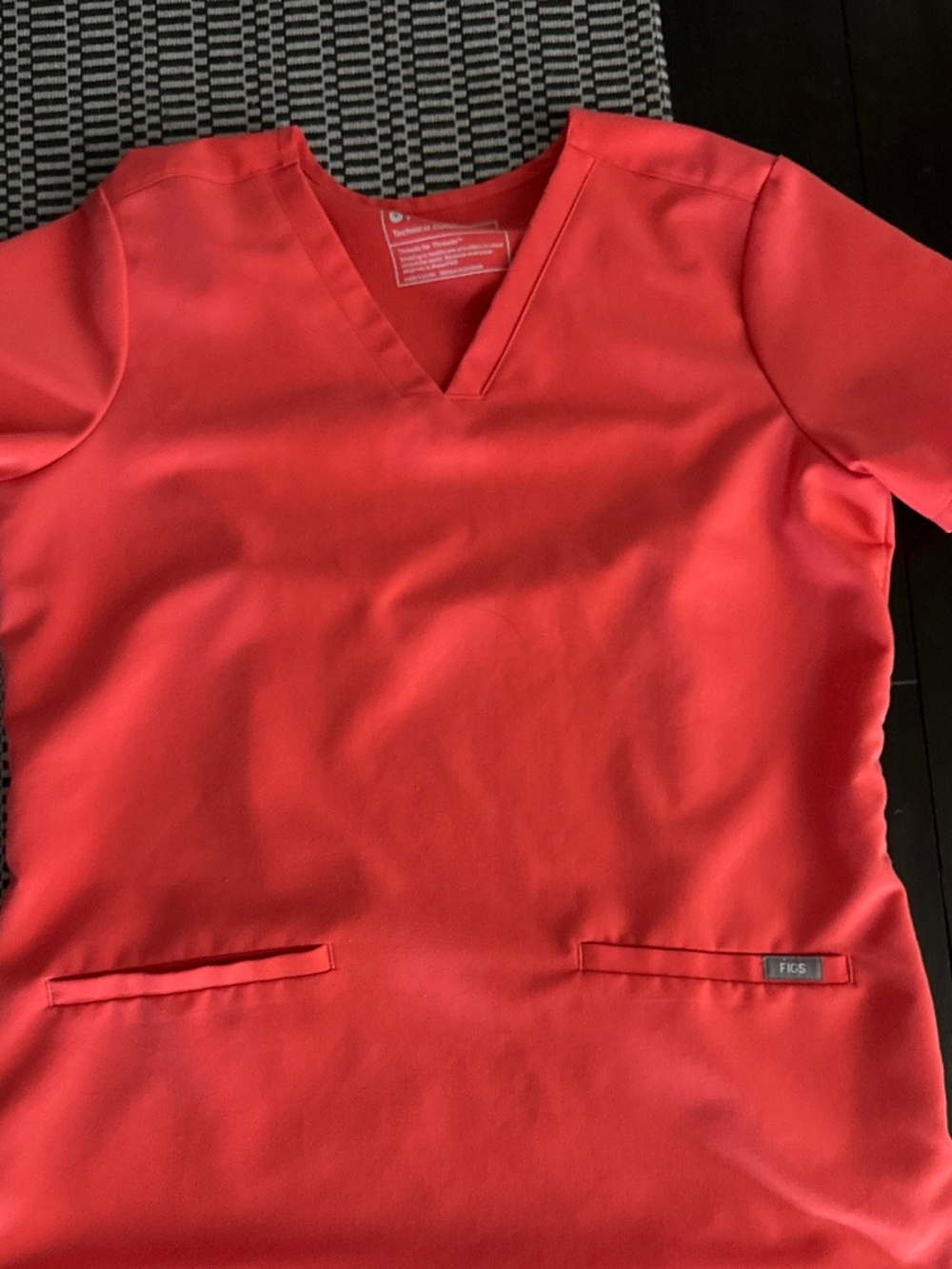 Figs scrub top Small